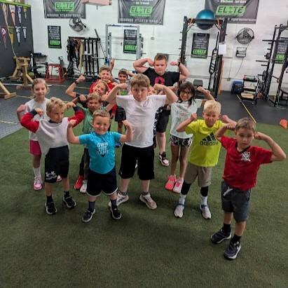 Youth athletes improving functional strength at Elite Sports Performance in Mentor, Ohio